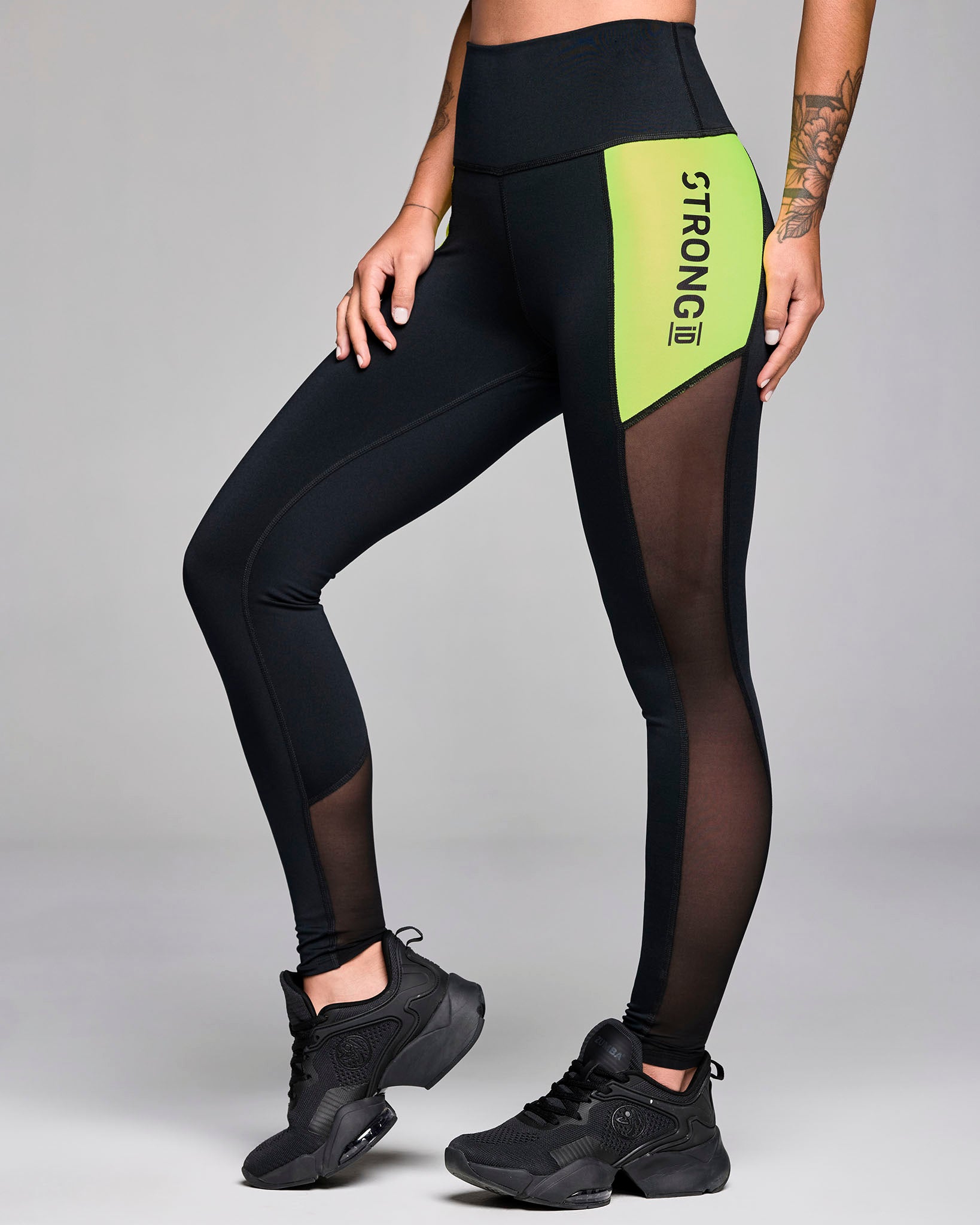 新作♪ズンバ Zumba Rays Half-Zip Biker Bodysuit - Bold Black Zumba Rays Half-Zip Biker Bodysuit – Zumba Wear | STRONG iD